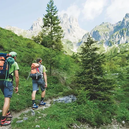 Waidmannsheil מלון דירות 4*