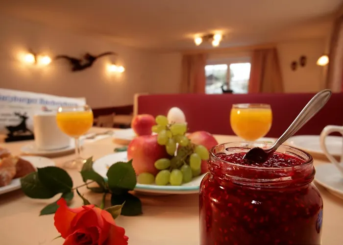 Waidmannsheil Aparthotel 4*